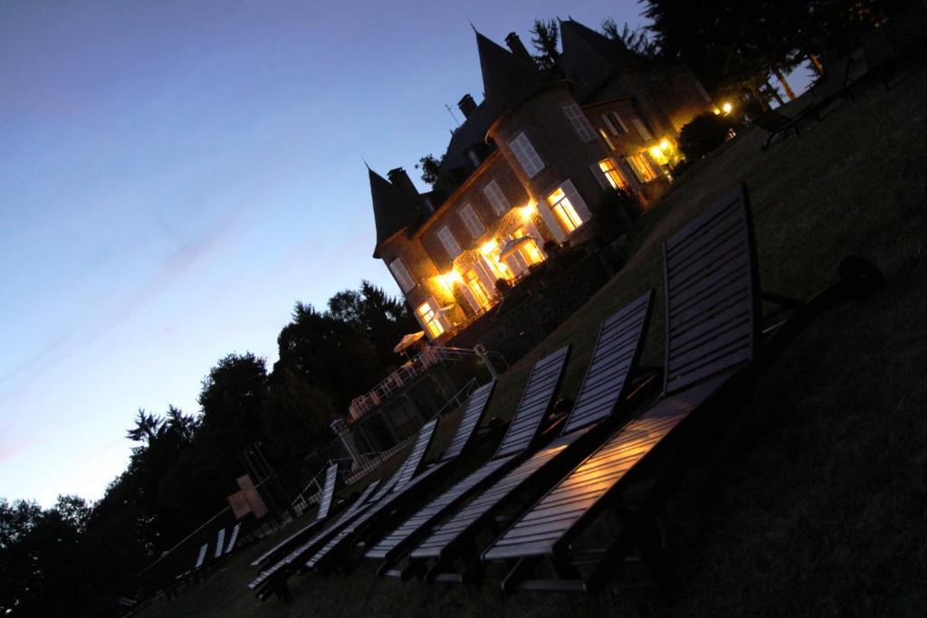 Chateau Le Mialaret Neuvic  Exteriér fotografie